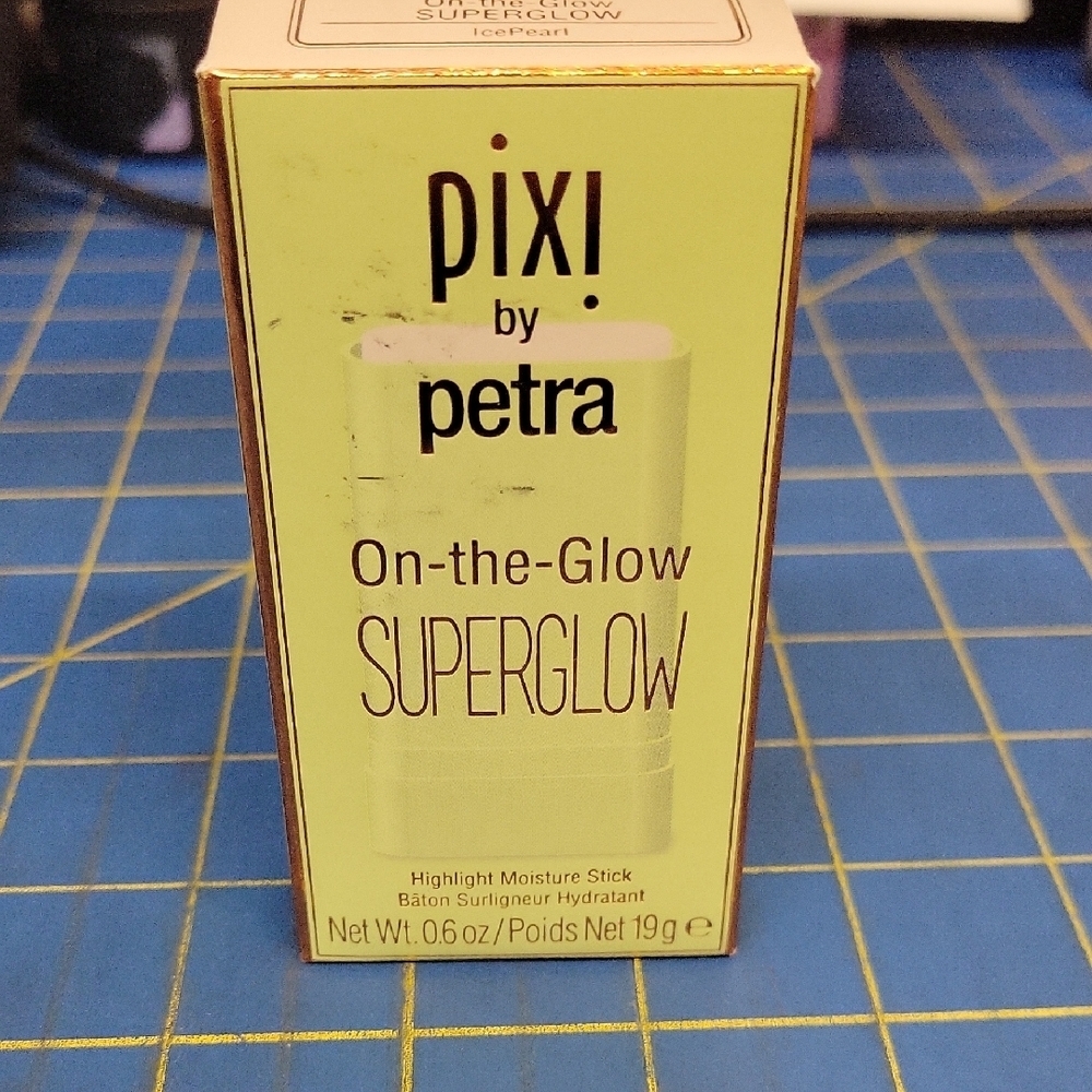 Pixi by Petra On-the-Glow Superglow Stick Ice Pearl New 19g New Box